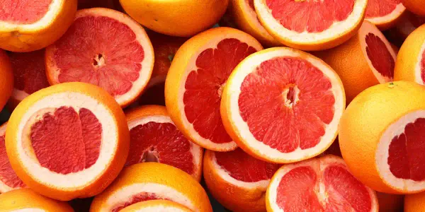 Toronja: Una fruta refrescante llena de antioxidantes